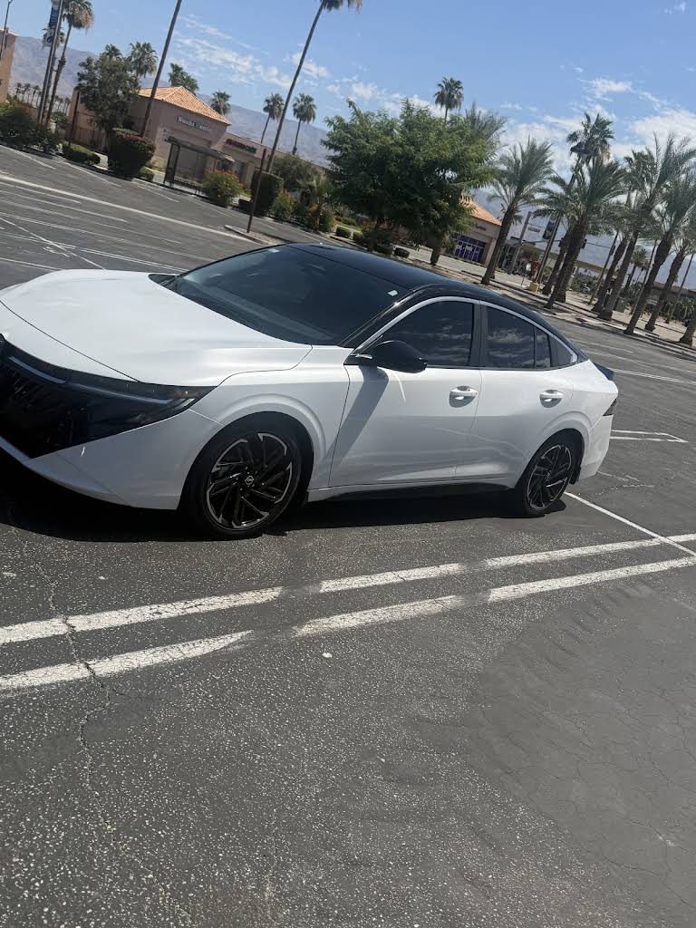White sedan in the public Google Maps gallery